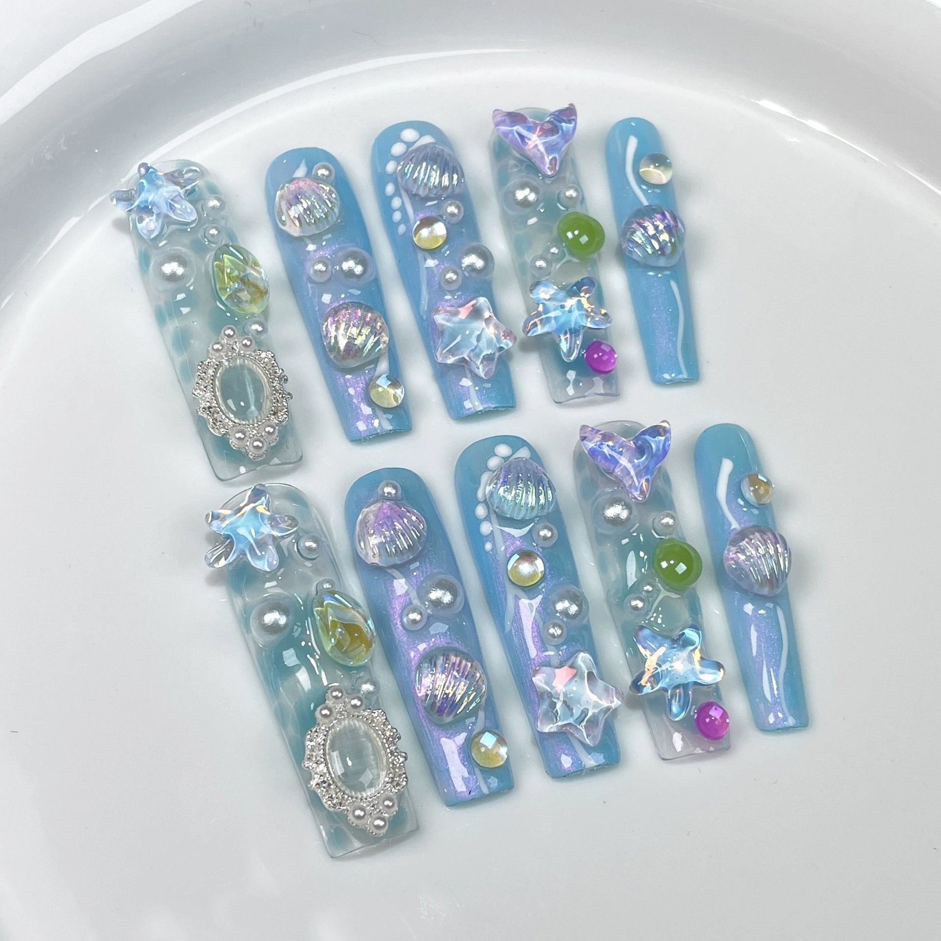 Rainbow Gradient Press-On Nails with 3D Bears, Stars & Hearts | Cute Playful Nails for Kids’ Party, Amusement Park & Fun Gatherings