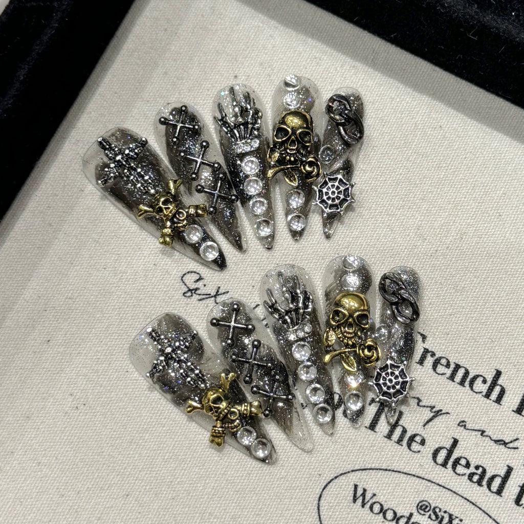 HALLOWEEN NAILS-TEN PIECES OF HANDCRAFTED PRESS ON NAIL