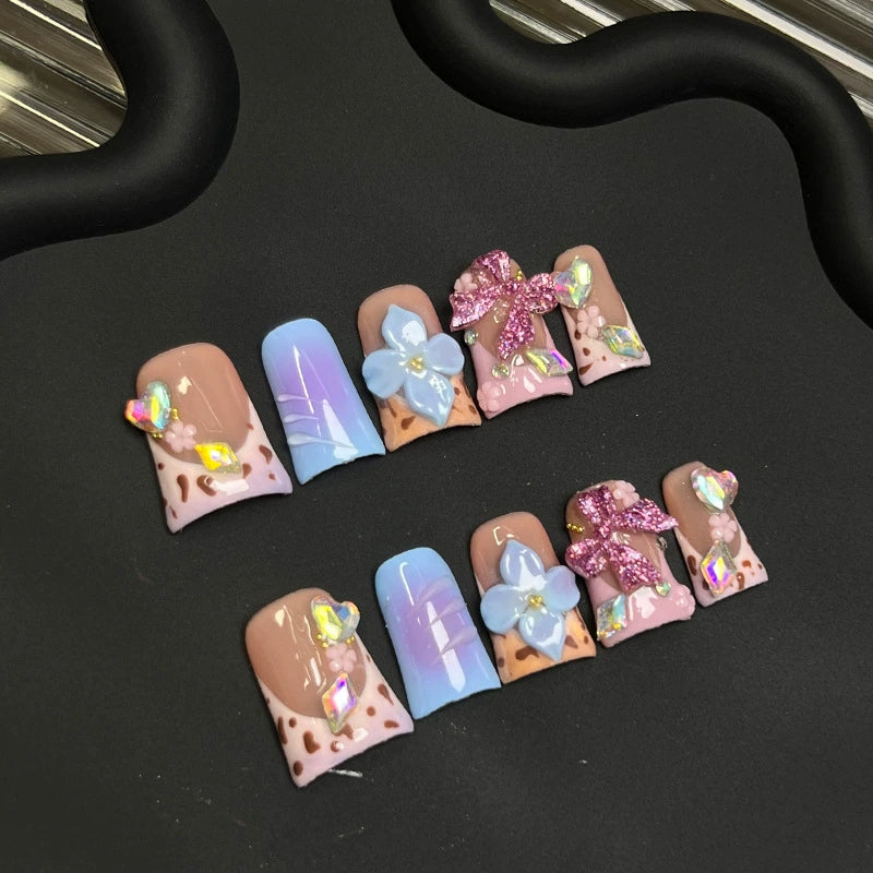 3D DUCKBILL-TEN PIECES OF HANDCRAFTED PRESS ON NAIL