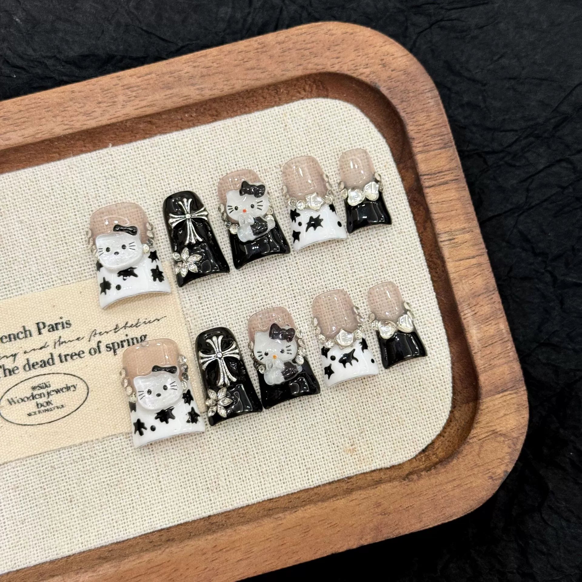 3D DUCKBILL-TEN PIECES OF HANDCRAFTED PRESS ON NAIL