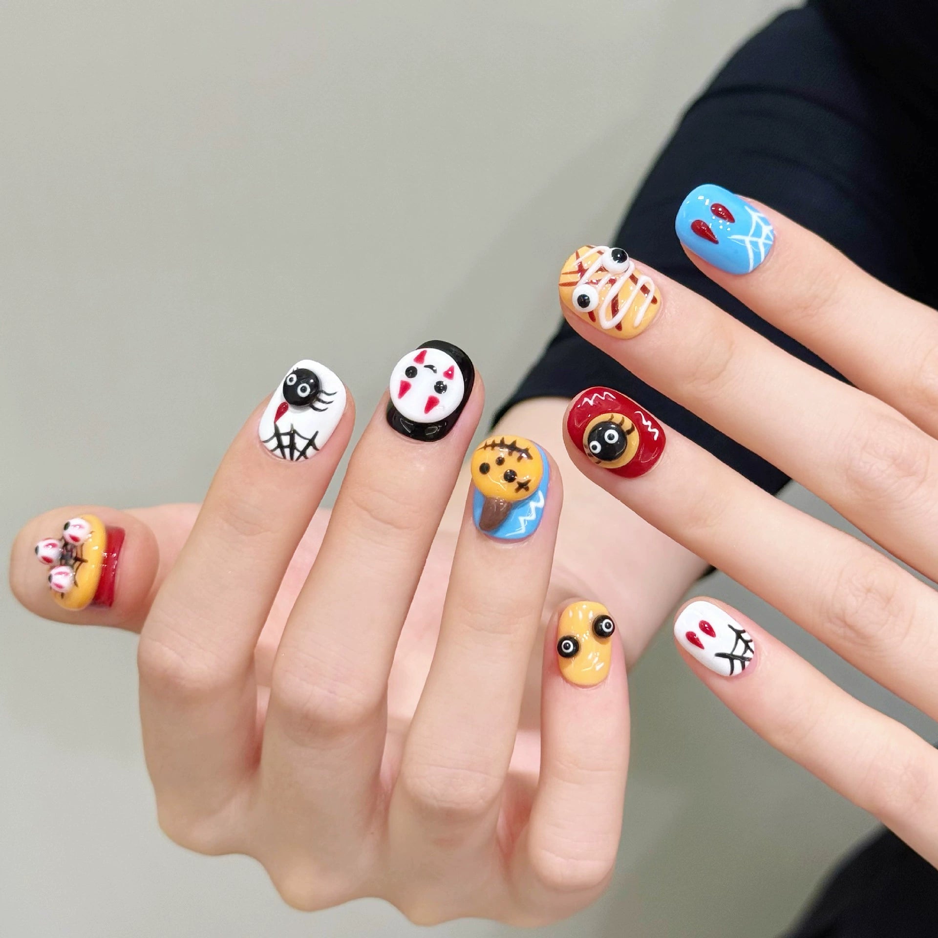 HALLOWEEN NAILS-TEN PIECES OF HANDCRAFTED PRESS ON NAIL
